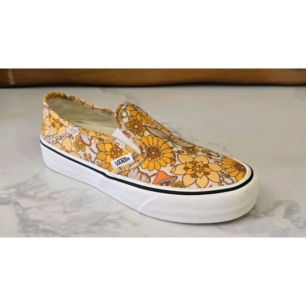 Vans Trippy Floral Classic Slip-On Shoes Womens 5 Sunflowers Mushrooms Moths
